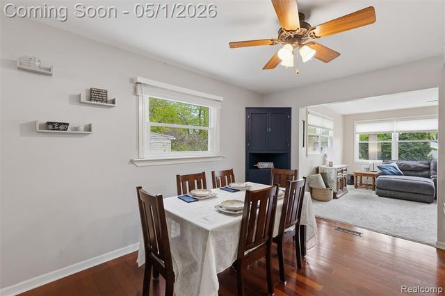 15760 Green Lane Avenue, Livonia, MI 48154