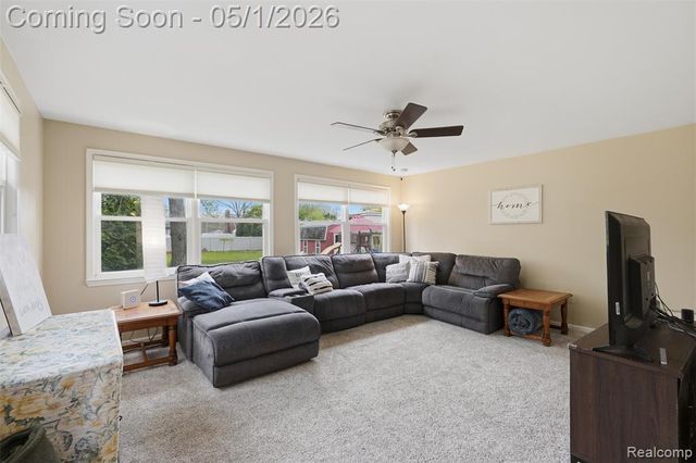 15760 Green Lane Avenue, Livonia, MI 48154