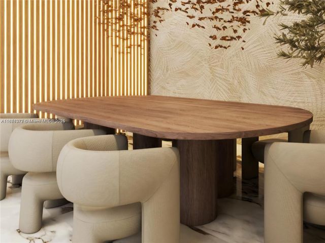 910 N Venetian Dr, Miami Beach, FL 33139