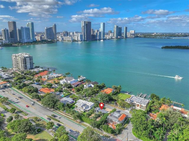 910 N Venetian Dr, Miami Beach, FL 33139