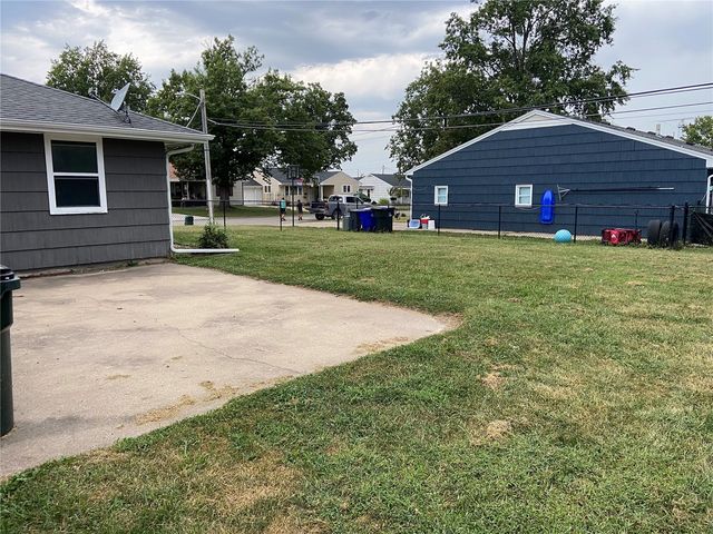 744 30th NE, Cedar Rapids, IA 52402