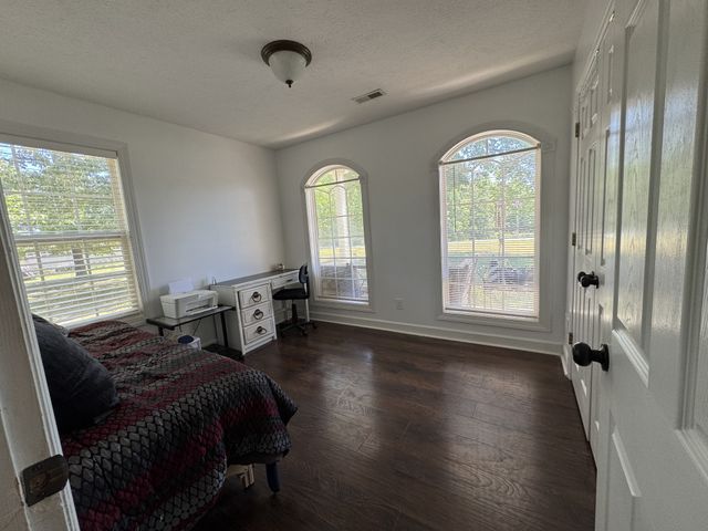 173 Mitchell St, Hohenwald, TN 38462