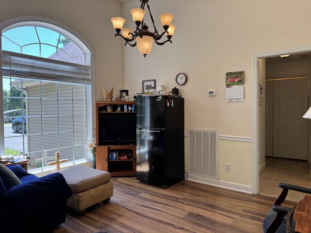 173 Mitchell St, Hohenwald, TN 38462