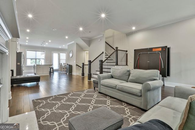 673 Brennan Drive, Decatur, GA 30033