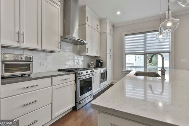 673 Brennan Drive, Decatur, GA 30033