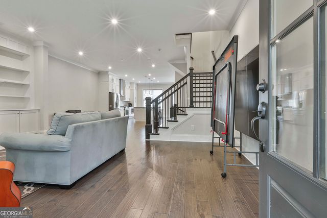 673 Brennan Drive, Decatur, GA 30033