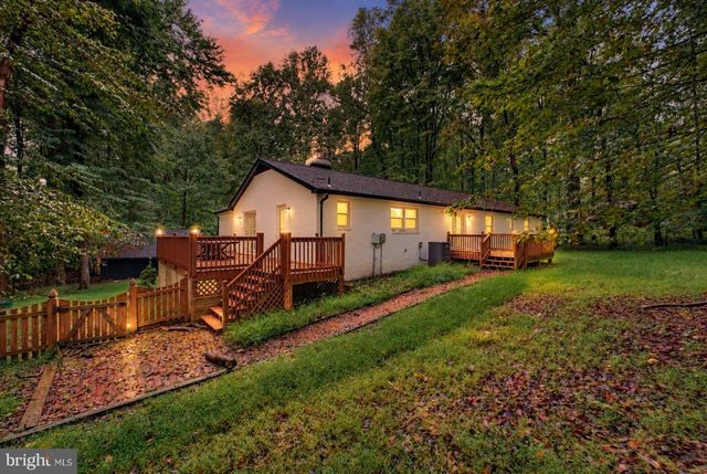 14863 PRESTIGE DR, Woodbridge, VA 22193