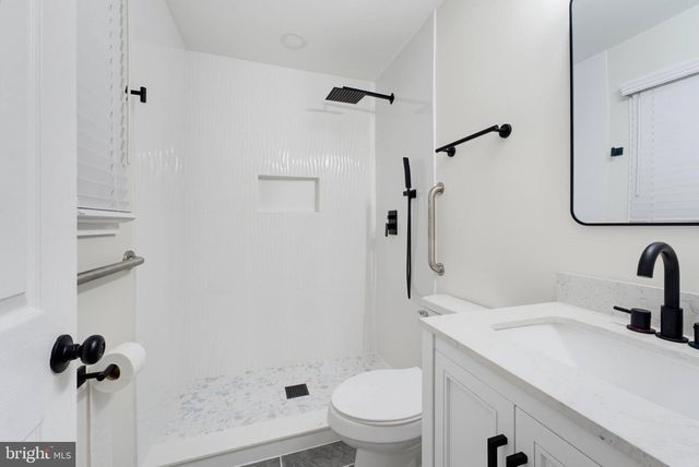 14863 PRESTIGE DR, Woodbridge, VA 22193