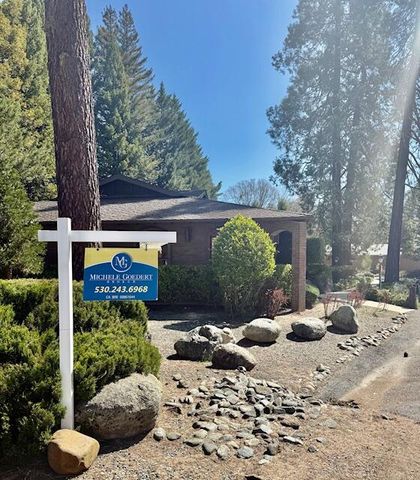 11 Horseshoe Lane, Weaverville, CA 96093