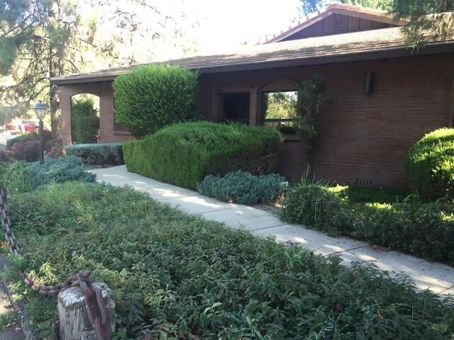 11 Horseshoe Lane, Weaverville, CA 96093