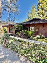 11 Horseshoe Lane, Weaverville, CA 96093