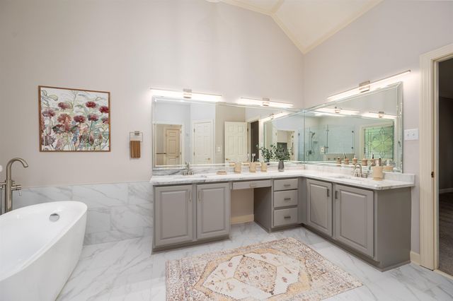 3055 SHANNON OAKS CV, Germantown, TN 38138