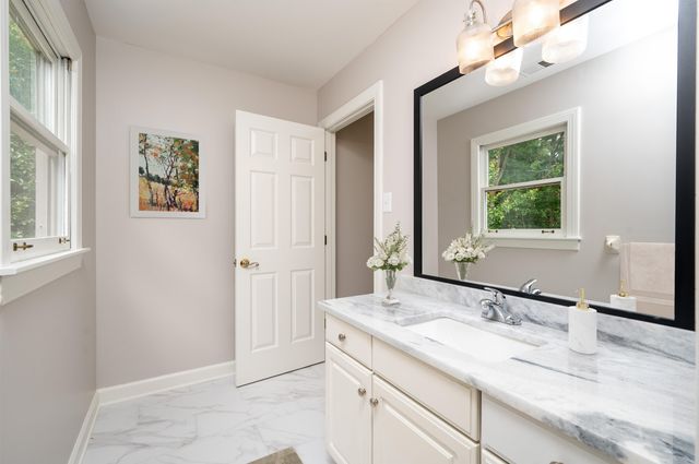 3055 SHANNON OAKS CV, Germantown, TN 38138