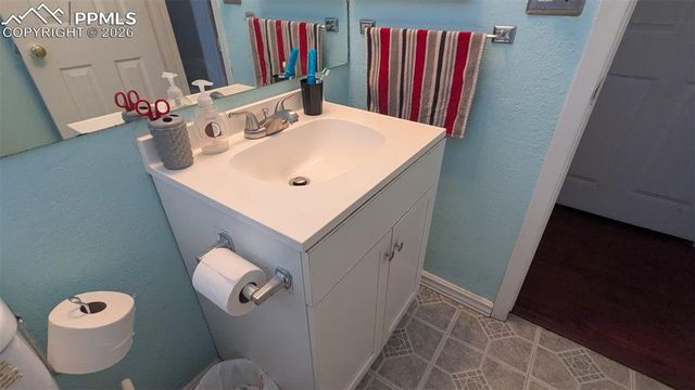 3220 Van Teylingen Drive F, Colorado Springs, CO 80917