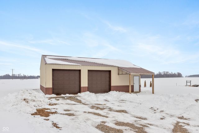 5721 S County Road 550 E, Crothersville, IN 47229