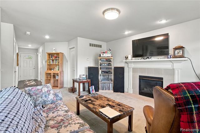 7000 Chandler Drive, Van Buren Twp, MI 48111