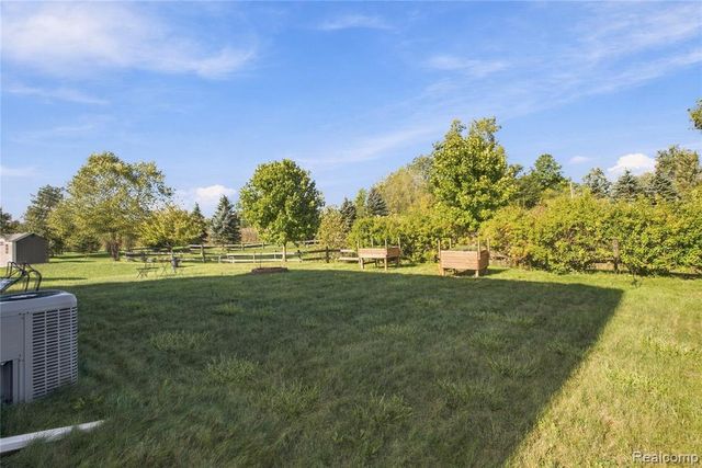 7000 Chandler Drive, Van Buren Twp, MI 48111