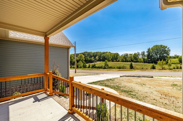 1204 Vickie Ln, Portland, TN 37148