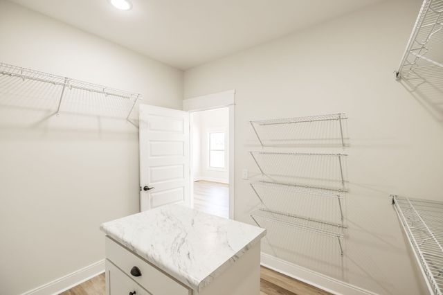 1204 Vickie Ln, Portland, TN 37148