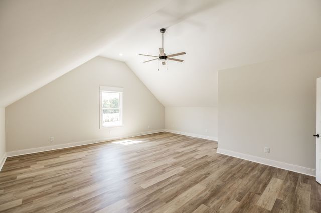 1204 Vickie Ln, Portland, TN 37148