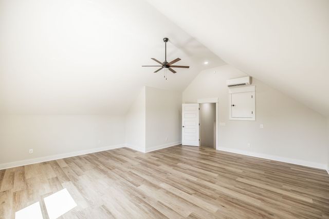 1204 Vickie Ln, Portland, TN 37148