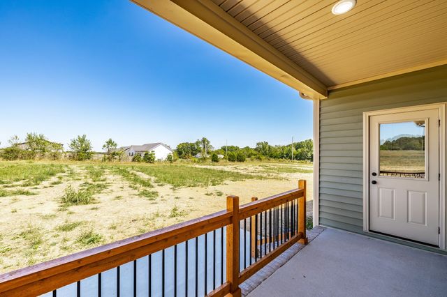 1204 Vickie Ln, Portland, TN 37148