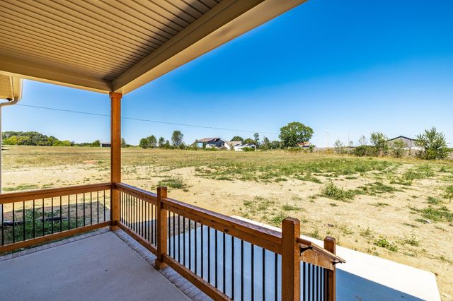 1204 Vickie Ln, Portland, TN 37148