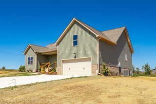 1204 Vickie Ln, Portland, TN 37148