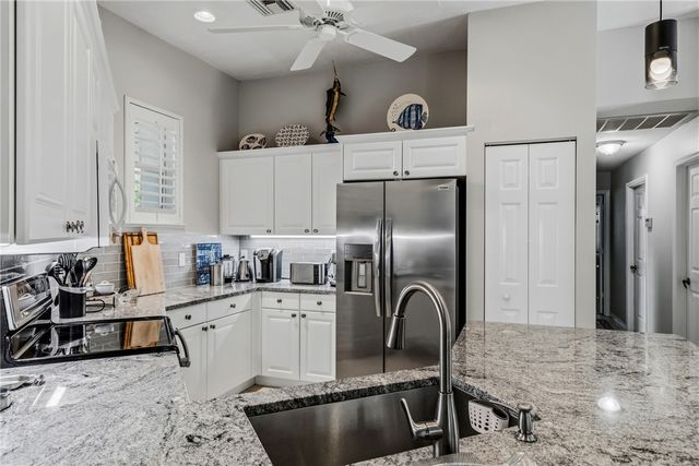 8738 Lakeside Boulevard, Vero Beach, FL 32963