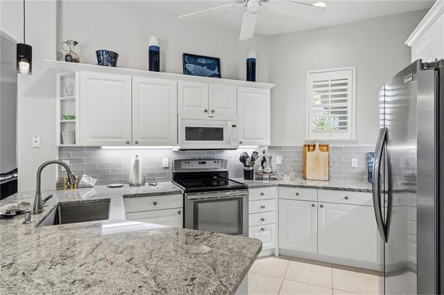 8738 Lakeside Boulevard, Vero Beach, FL 32963