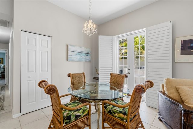 8738 Lakeside Boulevard, Vero Beach, FL 32963