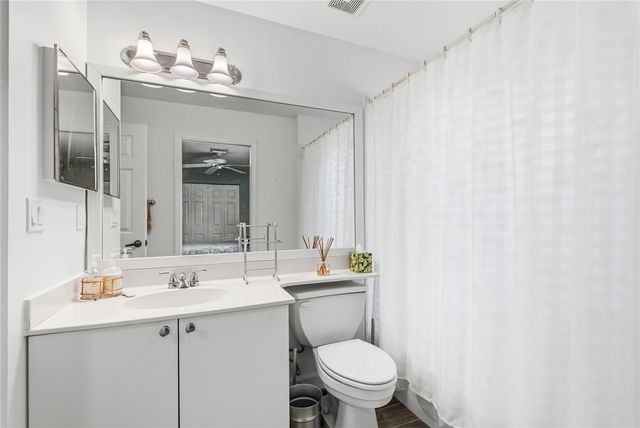 8738 Lakeside Boulevard, Vero Beach, FL 32963