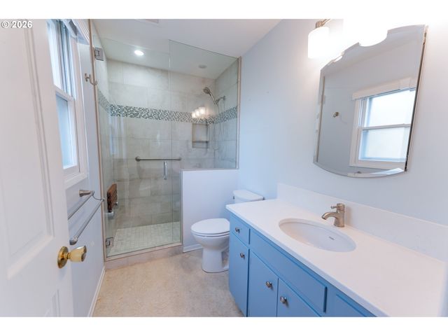 7655 Sw 142ND Ct, Beaverton, OR 97008