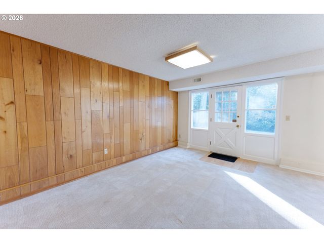 7655 Sw 142ND Ct, Beaverton, OR 97008