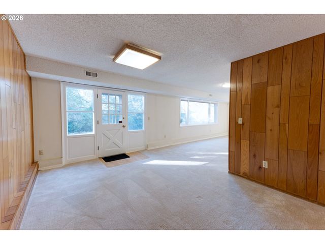 7655 Sw 142ND Ct, Beaverton, OR 97008