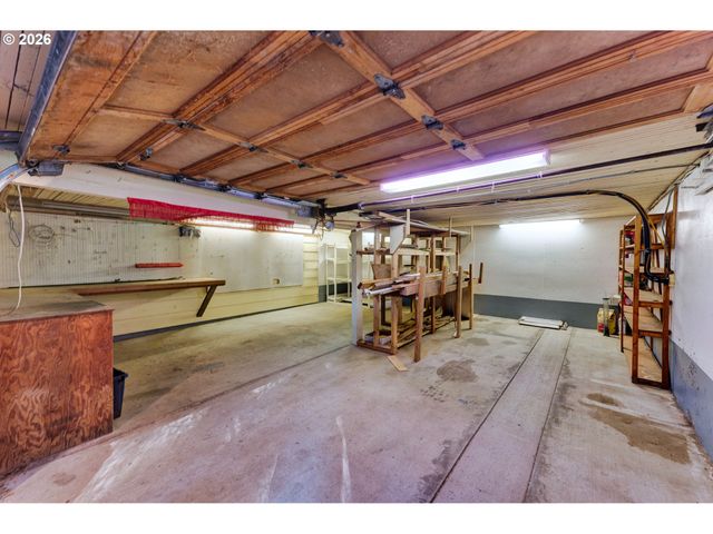 7655 Sw 142ND Ct, Beaverton, OR 97008