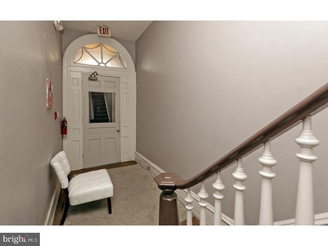 2306 SPRUCE ST #100, Philadelphia, PA 19103