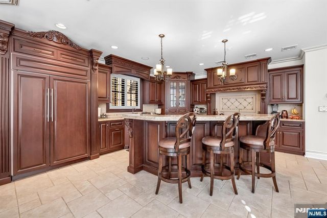 46 Partridge Hill, Upper Saddle River, NJ 07458