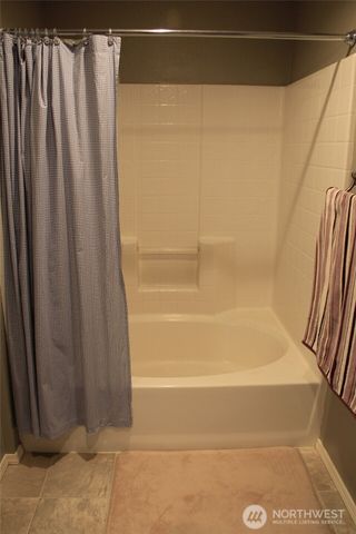 5246 237th Terrace SE, Issaquah, WA 98029