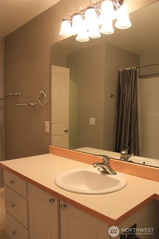 5246 237th Terrace SE, Issaquah, WA 98029