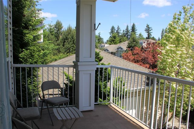 5246 237th Terrace SE, Issaquah, WA 98029