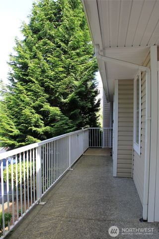 5246 237th Terrace SE, Issaquah, WA 98029