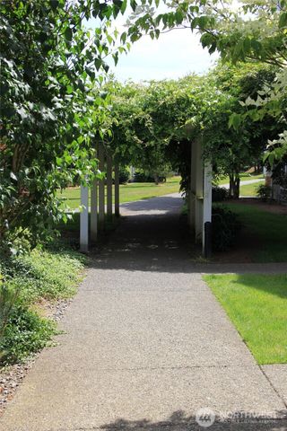 5246 237th Terrace SE, Issaquah, WA 98029