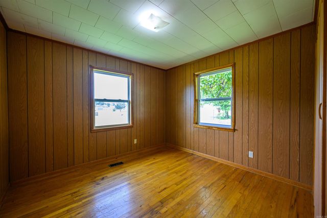 206 Union Street, Cave City, AR 72521