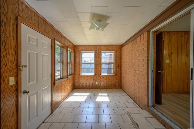 206 Union Street, Cave City, AR 72521