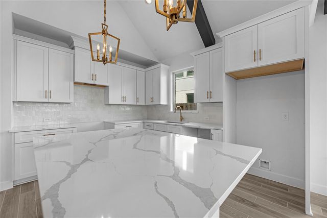 15819 Swan Lake Lane, Conroe, TX 77302