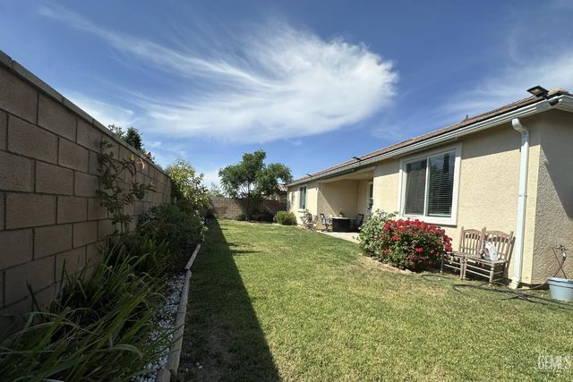 5112 Solstice Way, Bakersfield, CA 93306