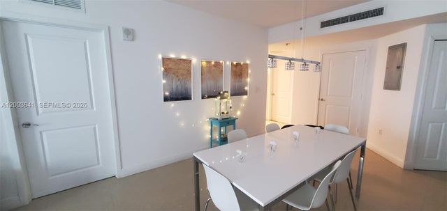 170 SE 14th St 1504, Miami, FL 33131