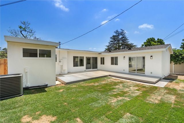 3683 San Anseline, Long Beach, CA 90808