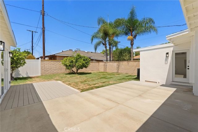3683 San Anseline, Long Beach, CA 90808